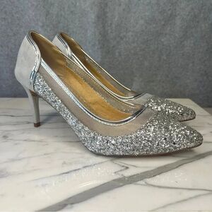 Journee Collection Women’s Sparkly Heels / Pumps Faux Suede Gray size 8